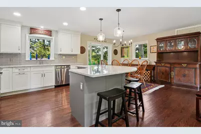 6542 Hitt Avenue, McLean, VA 22101 - Photo 6