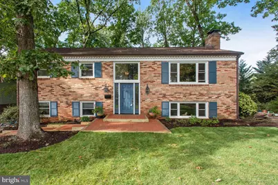 6542 Hitt Avenue, McLean, VA 22101 - Photo 2
