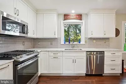 6542 Hitt Avenue, McLean, VA 22101 - Photo 12