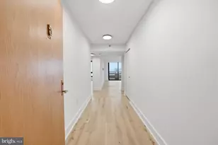 1808 Old Meadow Rd, McLean, VA 22102 - Photo 4