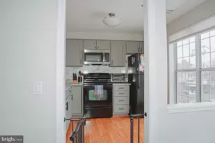 2830 Emma Lee St, Falls Church, VA 22042 - Photo 8