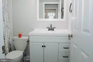 2830 Emma Lee St, Falls Church, VA 22042 - Photo 18