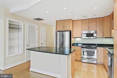 8220 Crestwood Heights Drive #1710, McLean, VA 22102 - Photo 14