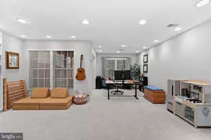 1396 Park Garden Ln, Reston, VA 20194 - Photo 42