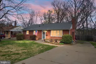 6714 Ruskin St, Springfield, VA 22150 - Photo 2