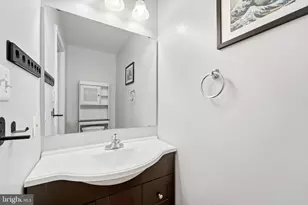 13961 Water Pond Ct, Centreville, VA 20121 - Photo 14