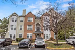 4131 Fountainside Ln, Fairfax, VA 22030 - Photo 1