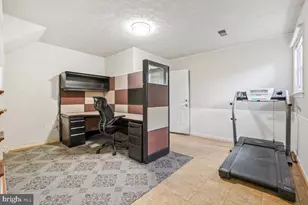 6871 Churchill Rd, McLean, VA 22101 - Photo 22