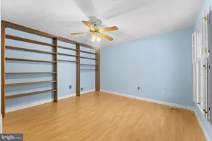 5504 Teak Ct, Alexandria, VA 22309 - Photo 16