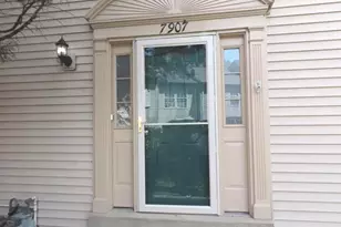 7907 Gambrill Ct, Springfield, VA 22153 - Photo 4