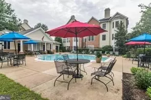 4144 Fountainside Ln, Fairfax, VA 22030 - Photo 18