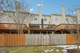 2010 Pieris Ct, Vienna, VA 22182 - Photo 42