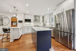 2010 Pieris Ct, Vienna, VA 22182 - Photo 2