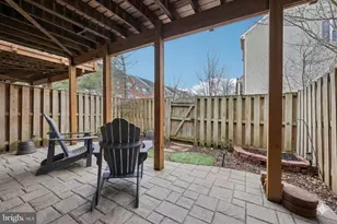 2010 Pieris Ct, Vienna, VA 22182 - Photo 42