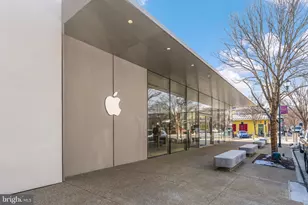 4176 Lower Park Dr, Fairfax, VA 22030 - Photo 14