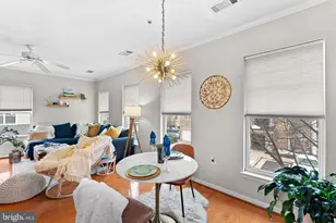 5114 Travis Edward Way, Centreville, VA 20120 - Photo 10