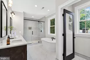 7107 Penguin Pl, Falls Church, VA 22043 - Photo 50