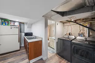 2042 Arlington Terrace, Alexandria, VA 22303 - Photo 10