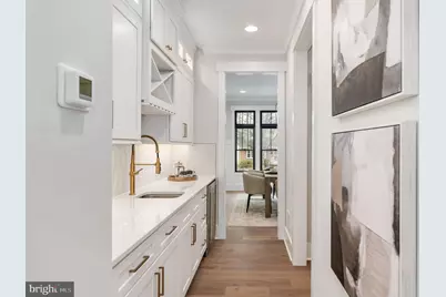 1022 Hillcrest Drive SW, Vienna, VA 22180 - Photo 22