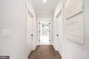 1022 Hillcrest Dr SW, Vienna, VA 22180 - Photo 40