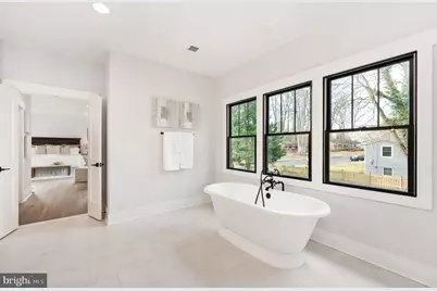 1022 Hillcrest Drive SW, Vienna, VA 22180 - Photo 46