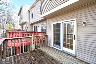 8868 Winding Hollow Way, Springfield, VA 22152 - Photo 20