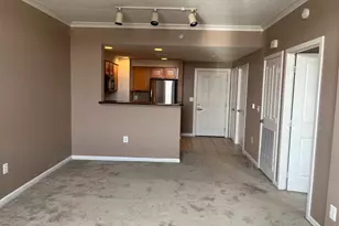 4480 Market Commons Dr, Fairfax, VA 22033 - Photo 8