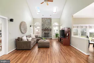 3515 Broadrun Dr, Fairfax, VA 22033 - Photo 2