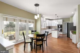 3515 Broadrun Dr, Fairfax, VA 22033 - Photo 4