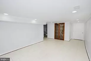 2177 Chain Bridge Rd, Vienna, VA 22182 - Photo 42