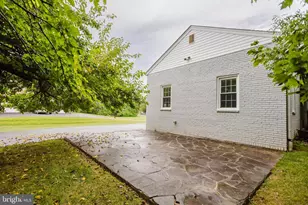 2177 Chain Bridge Rd, Vienna, VA 22182 - Photo 44