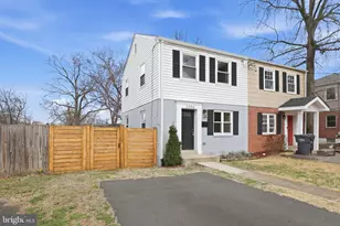 2306 Riverview Terrace, Alexandria, VA 22303 - Photo 2