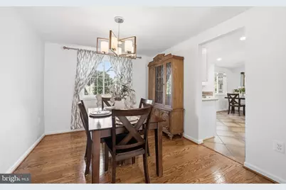 6816 Rock Creek Court, Alexandria, VA 22306 - Photo 14