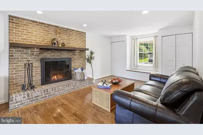 6816 Rock Creek Court, Alexandria, VA 22306 - Photo 12
