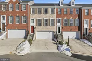 9285 Laurel Ridge Crossing Rd, Lorton, VA 22079 - Photo 1