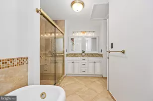 3606 Canoe Birch Ct, Fairfax, VA 22033 - Photo 38