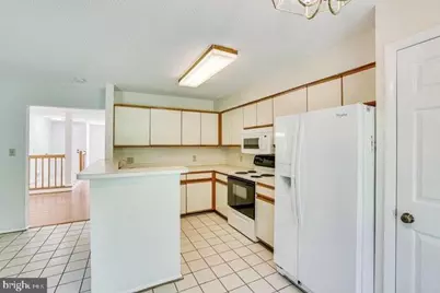 1645 Oak Spring Way, Reston, VA 20190 - Photo 18