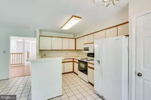 1645 Oak Spring Way, Reston, VA 20190 - Photo 18