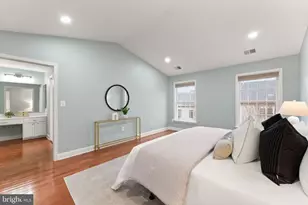 12445 Peaceful Creek Dr, Fairfax, VA 22033 - Photo 32