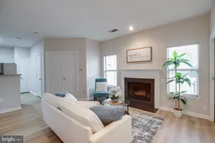 14301 Grape Holly Grove, Centreville, VA 20121 - Photo 8