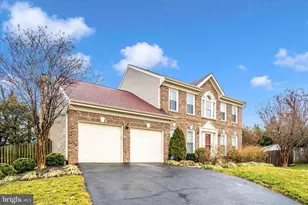 2401 Belle Haven Meadows Ct, Alexandria, VA 22306 - Photo 2