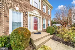 2401 Belle Haven Meadows Ct, Alexandria, VA 22306 - Photo 6