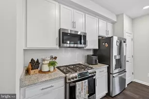 5684 Stephanie Tessa Way, Alexandria, VA 22303 - Photo 10