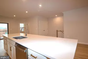 13651 Innovation Station Loop, Herndon, VA 20171 - Photo 10