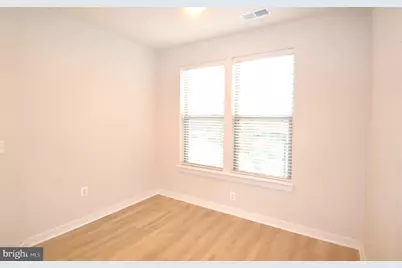 13651 Innovation Station Loop, Herndon, VA 20171 - Photo 28