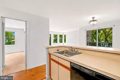 11719 Summerchase Circle, Reston, VA 20194 - Photo 14