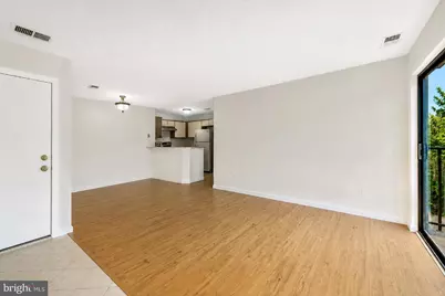 11719 Summerchase Circle, Reston, VA 20194 - Photo 8