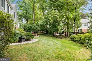 2613 Lemontree Ln, Vienna, VA 22181 - Photo 34