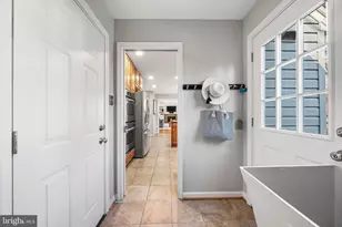 2613 Lemontree Ln, Vienna, VA 22181 - Photo 16