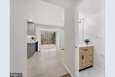 10278 Colony Park Drive, Fairfax, VA 22032 - Photo 14